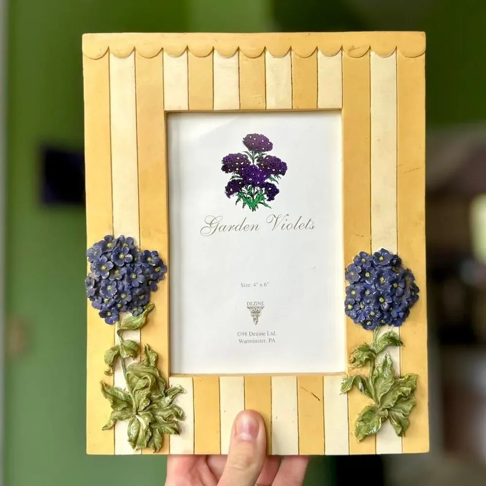 VTG Yellow Striped Floral Cottage Rustic Retro Frame Purple Flowers